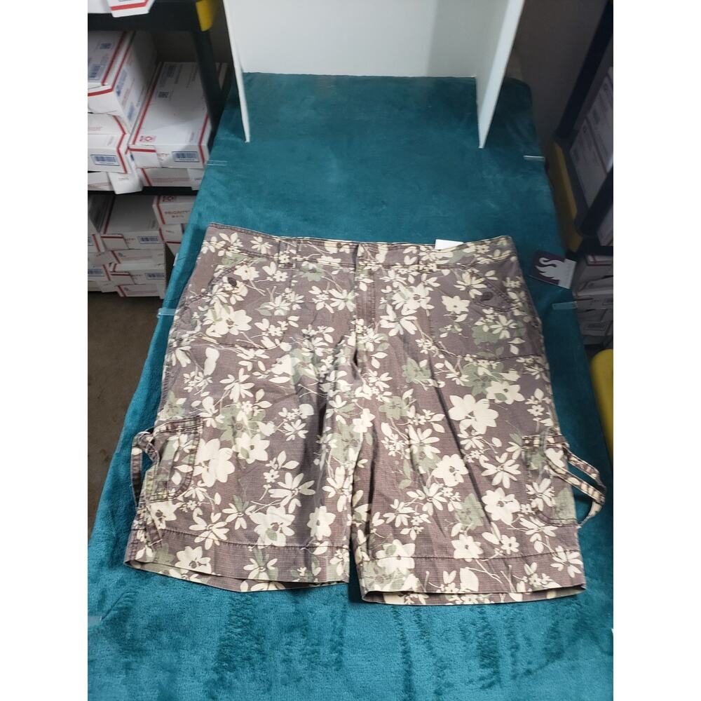 Gloria Vanderbilt Shorts Size 24 W Womens Brown Floral Cotton Ladies Cargo NWT
